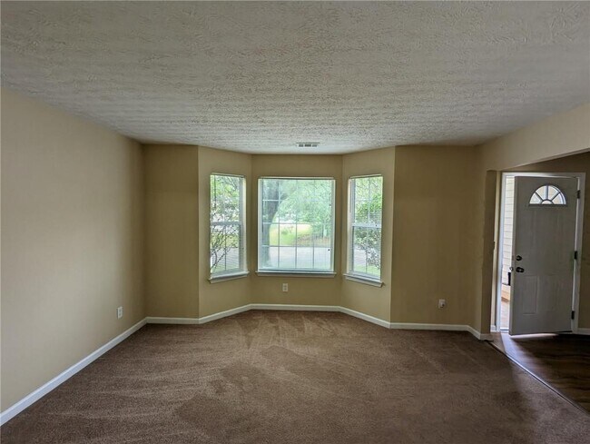 Building Photo - 4512 Bridle Ridge Way