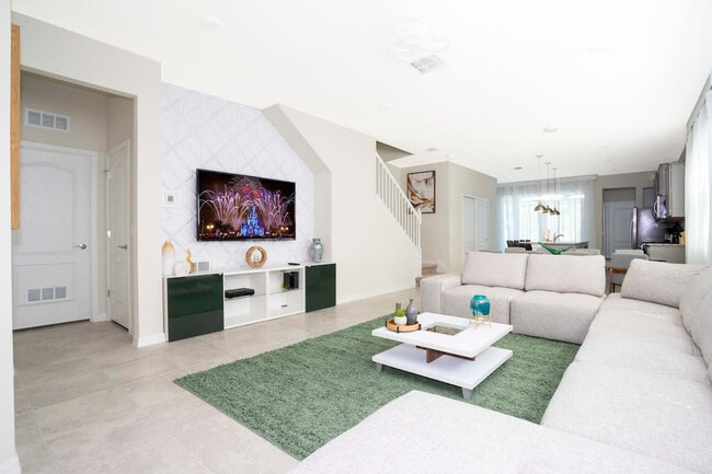 Building Photo - 7316 Oakmoss Loop