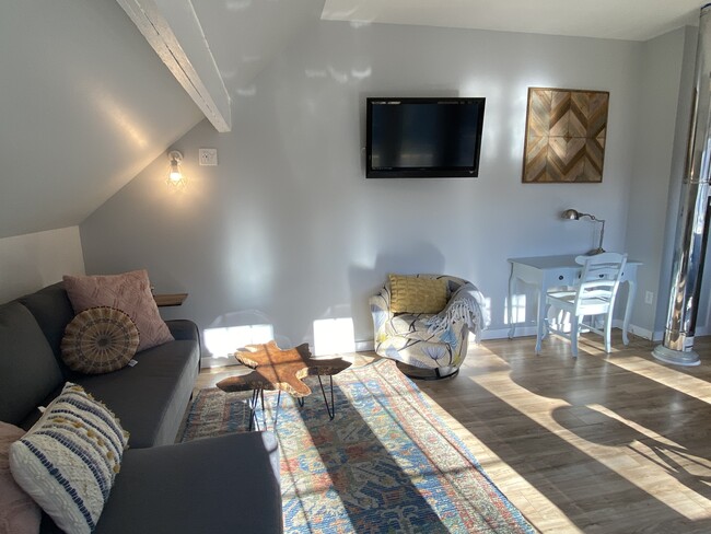 Living/office area - 124 Meacham St