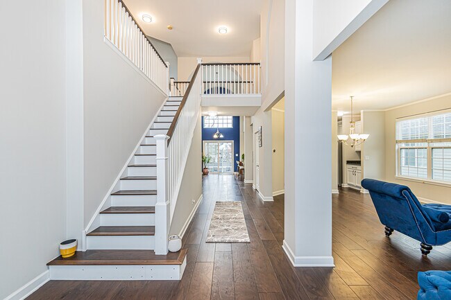 Building Photo - 173 Regency Dr