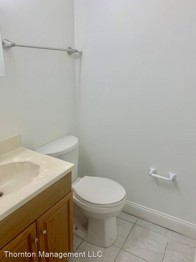 Building Photo - 3 br, 2.5 bath House - 1002 James Madison Cir