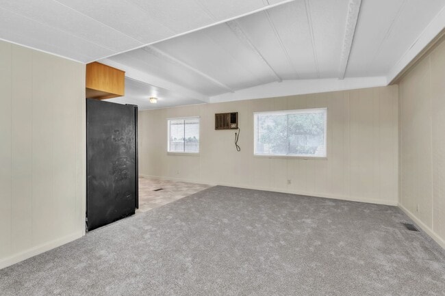 Building Photo - 3 BR/1BA | Mobile Home |2+ Acres