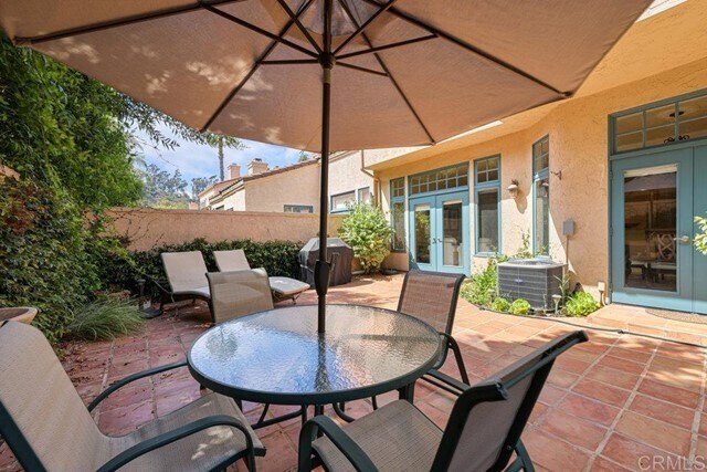Building Photo - 3626 Paseo Vista Famosa