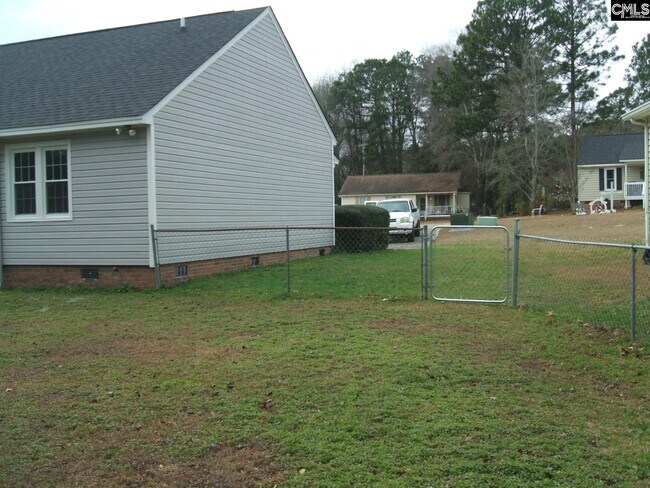 Building Photo - 109 Elmonte Cir