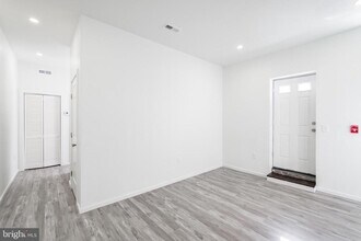 Building Photo - 5715 Woodland Ave
