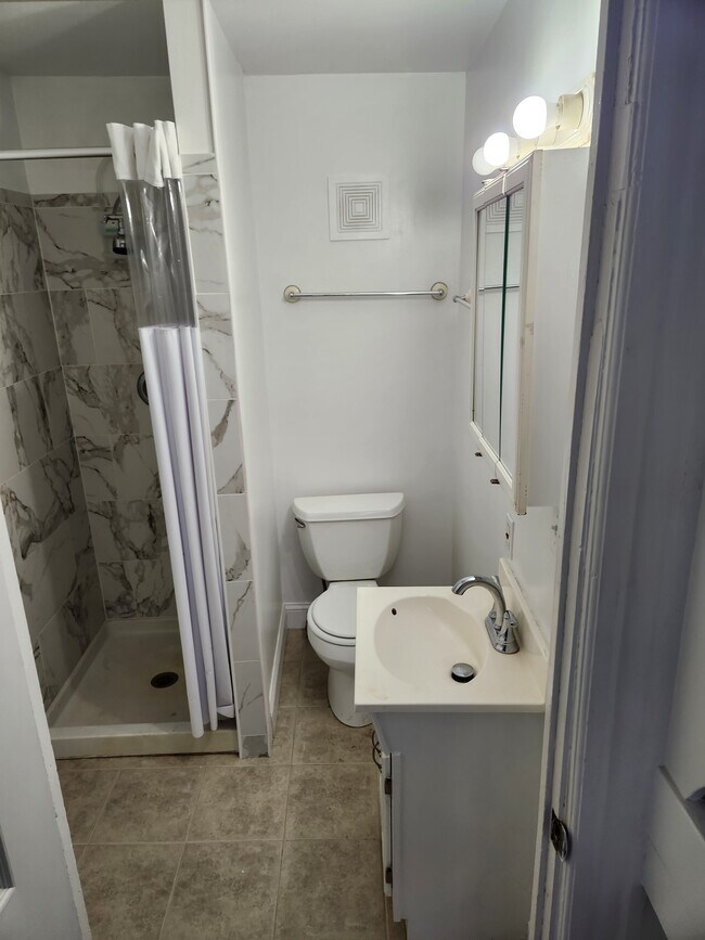 Foto del edificio - 185 Thames St