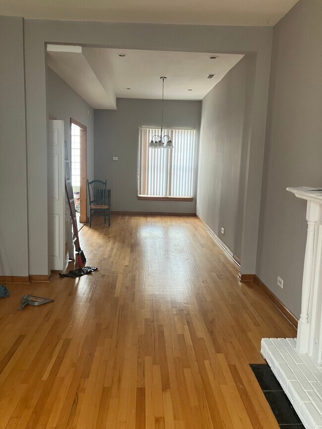 Foto del edificio - 2438 W Flournoy St