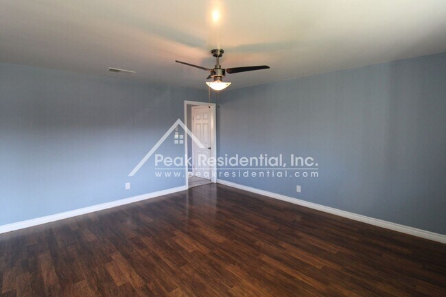 Foto del edificio - 3 br, 1 bath House - 1519 Sterling Street