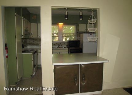 Foto del edificio - 3 br, 2 bath Apartment - 806 W. Stoughton St.