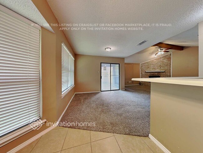 Foto del edificio - 2127 Chapel Downs Dr