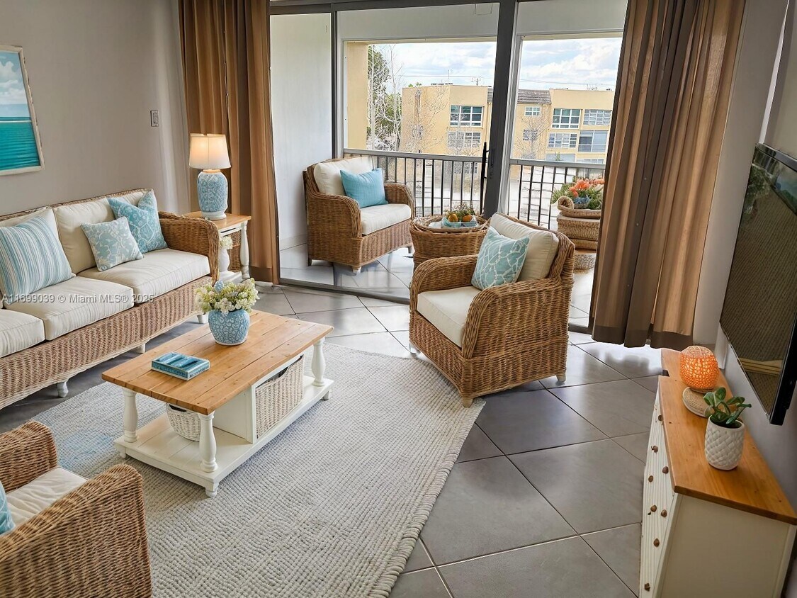 Foto principal - 6090 NW 64th Ave