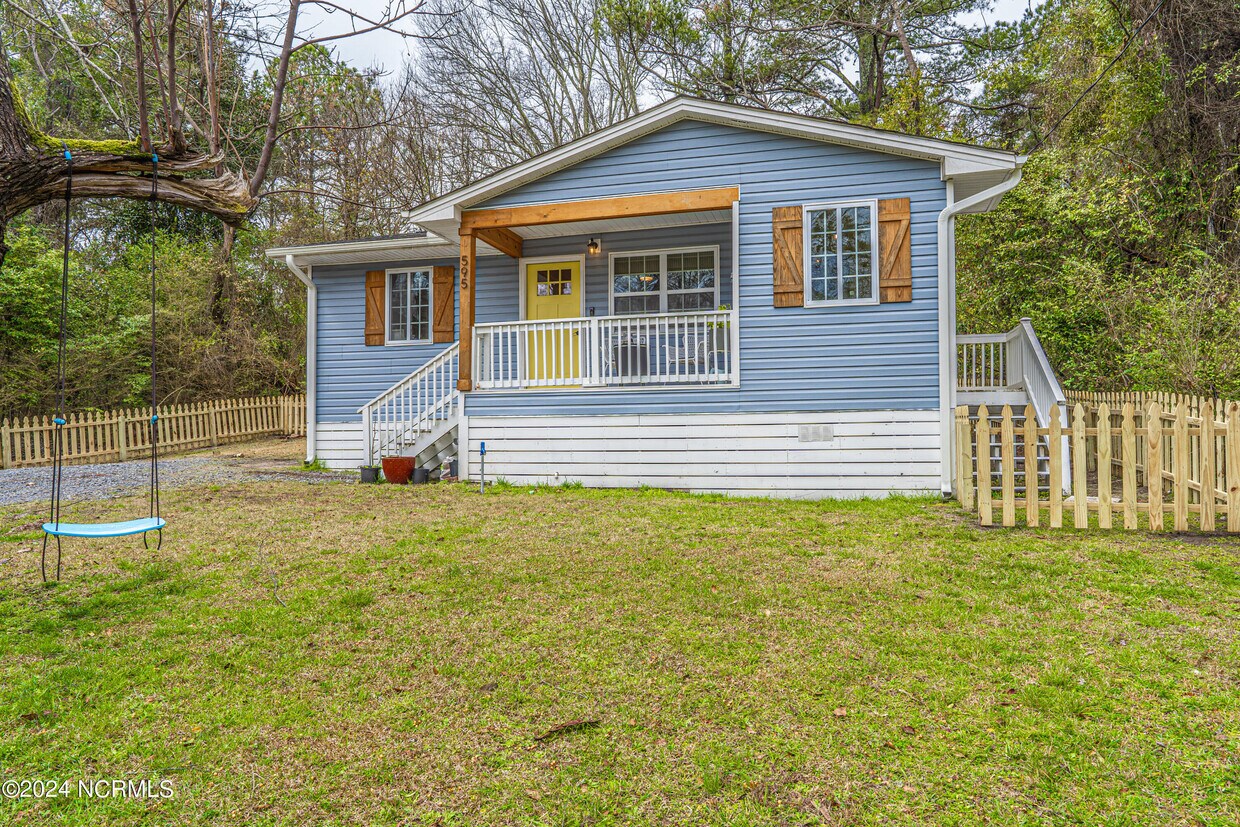 Primary Photo - 595 Midway Rd