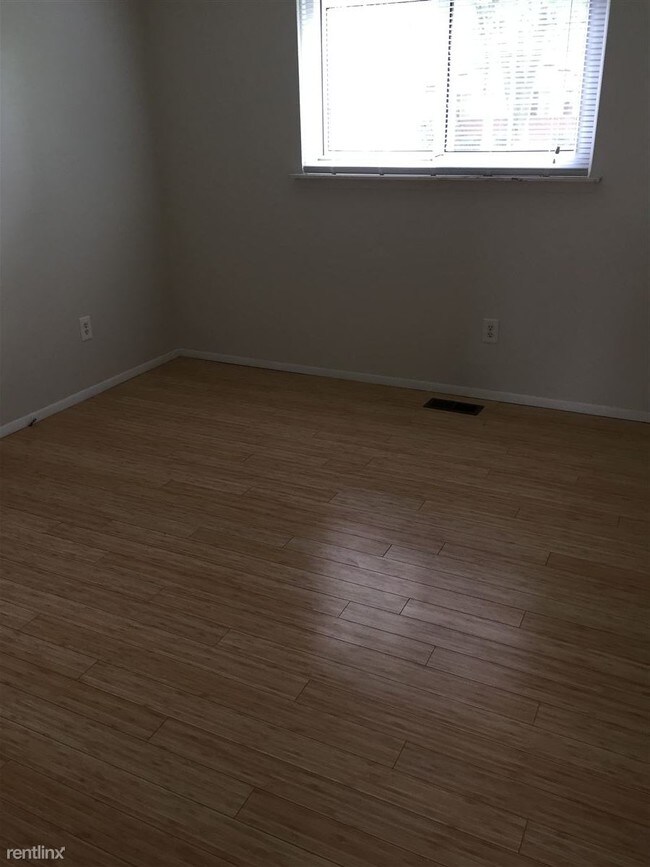 Building Photo - 3 br, 2 bath House - 30244 Cherry Ave