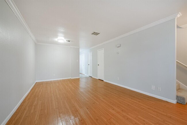 Foto del edificio - 1213 Lyric Ln