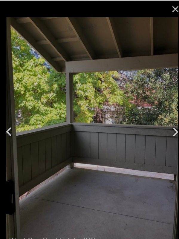 Building Photo - 480 Cherry Ln