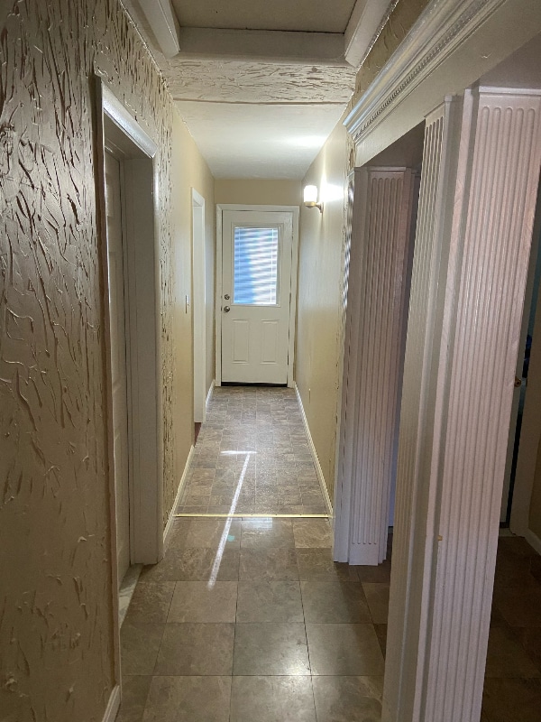 Building Photo - 361 Mill St