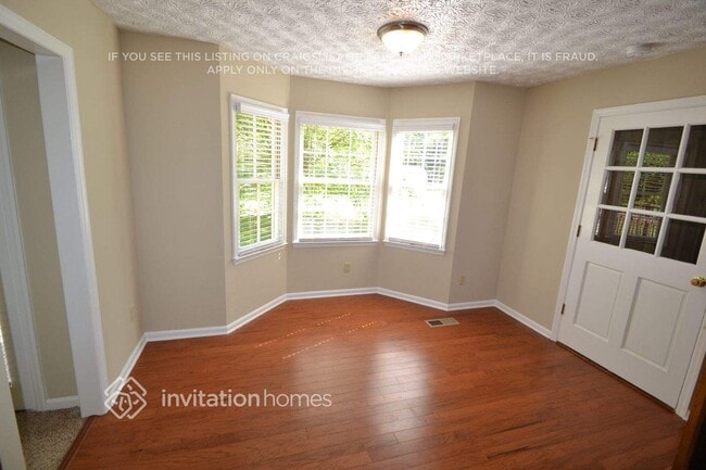 Building Photo - 1810 Twin Branch Dr