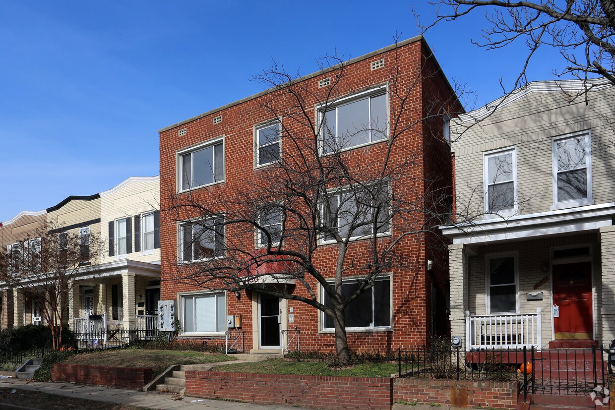 Primary Photo - 1430 Duncan St NE