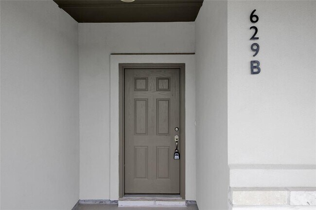 Foto del edificio - 629 County Rd 306