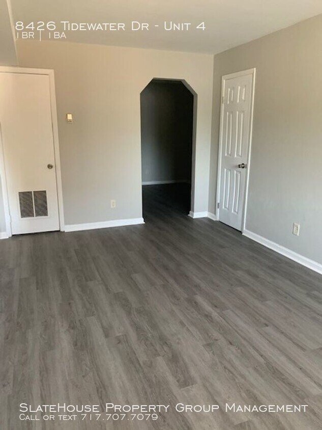 Foto principal - 8426 Tidewater Dr