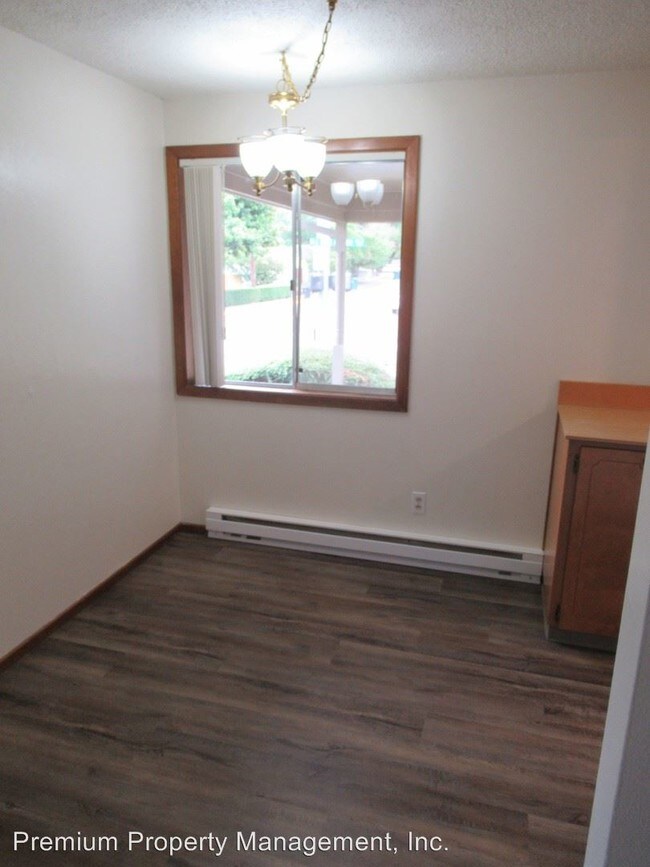 Foto del edificio - 2785-2795-2795 High St SE