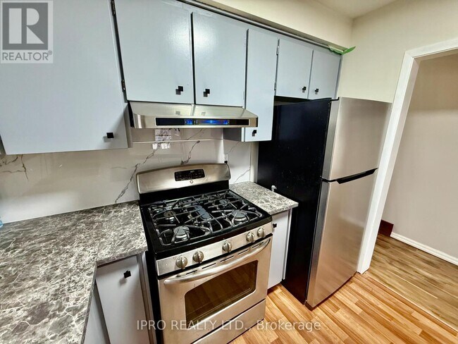 Building Photo - 22 Rapallo Dr