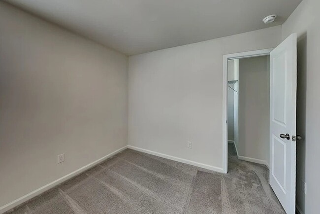 Building Photo - 2522 Brunson Ct
