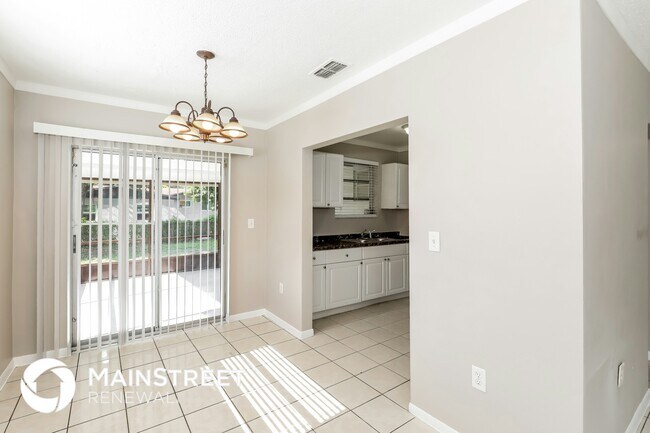 Foto del edificio - 381 NE 164th St