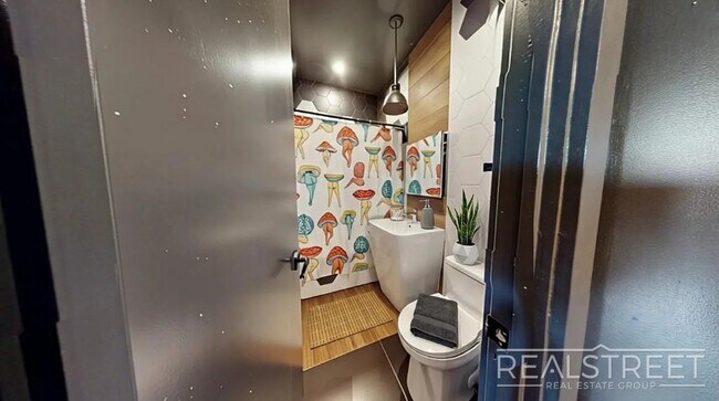 Foto del edificio - Modern Chic 2-Bedroom in Prime Prospect Lefferts Gardens – Near Prospect Park