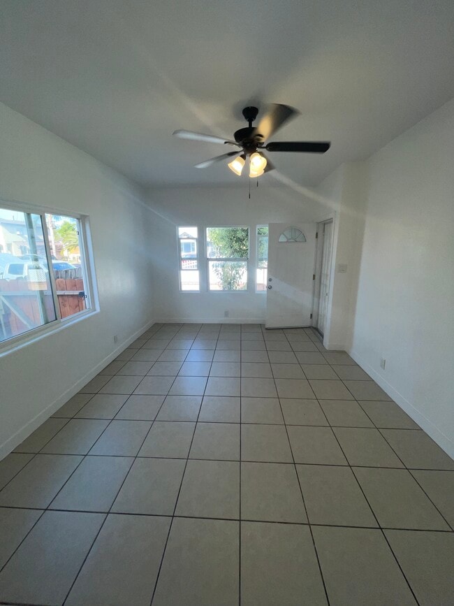 Building Photo - 4159 Naomi Ave