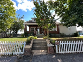 Building Photo - 3571 Winchester Ave