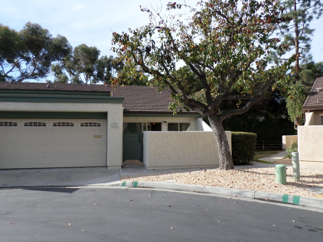 Primary Photo - 806 Cardamom Ct
