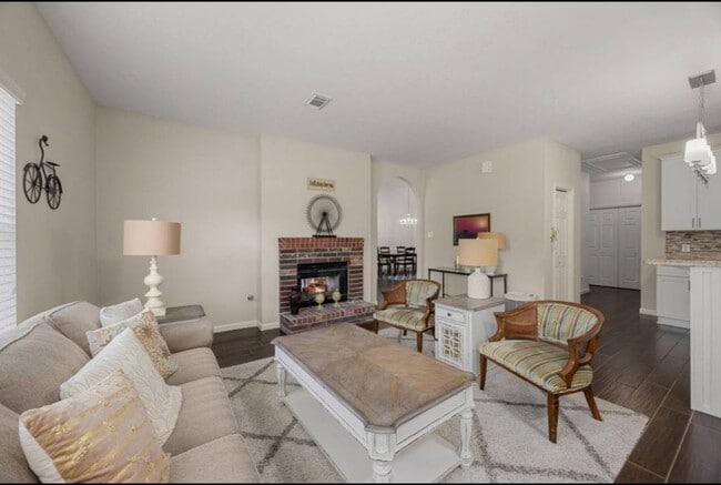 Foto del edificio - 13622 Neston Dr