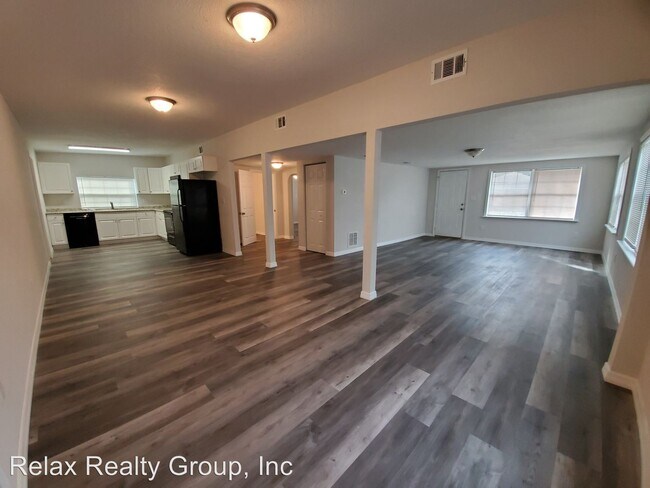 Foto del edificio - 3419 19th St E