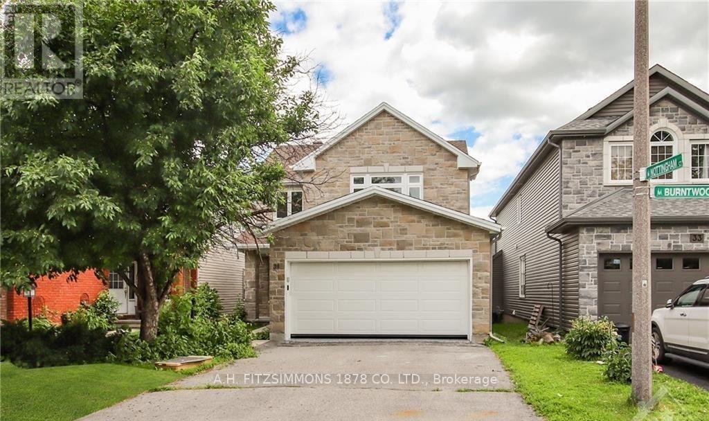 Photo principale - 31 Burntwood Ave