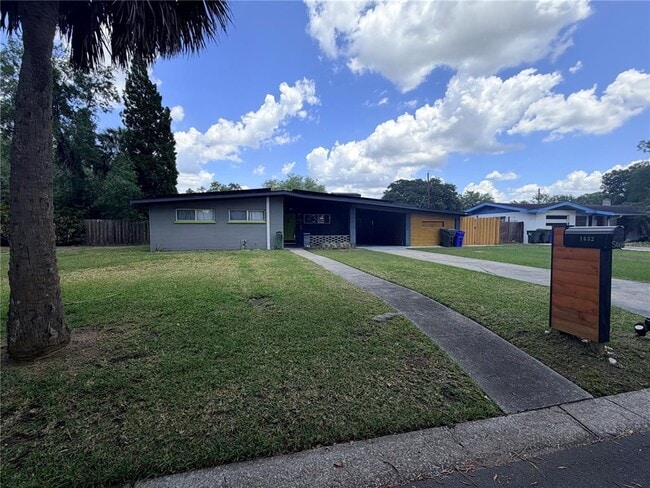 Building Photo - 1632 Pineberry St