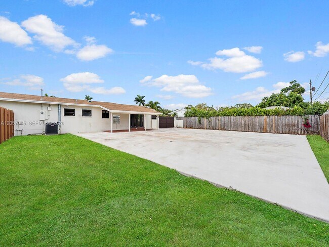 Foto del edificio - 16321 SW 96th Ave