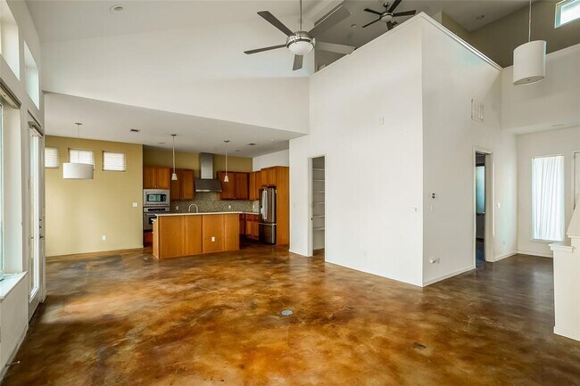 Foto del edificio - 714 W Monroe St