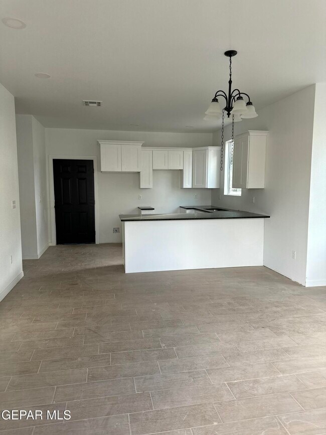 Foto del edificio - 12742 Acevedo Dr