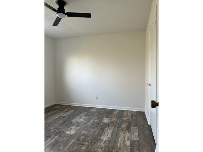 Building Photo - 141 Hendricks Blvd