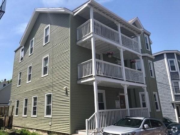 Building Photo - 8 White Ave