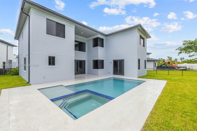 Foto del edificio - 19749 NE 16th Pl