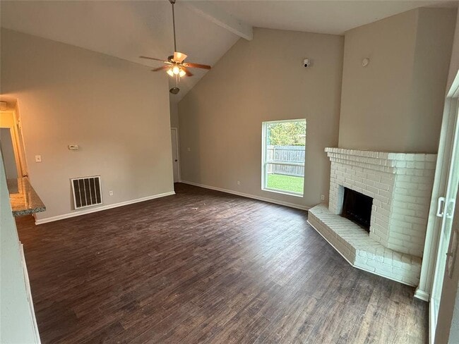Building Photo - 6534 Lodgepole Rd