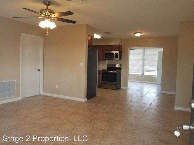 Foto del edificio - 6711 Ridge Crest Dr