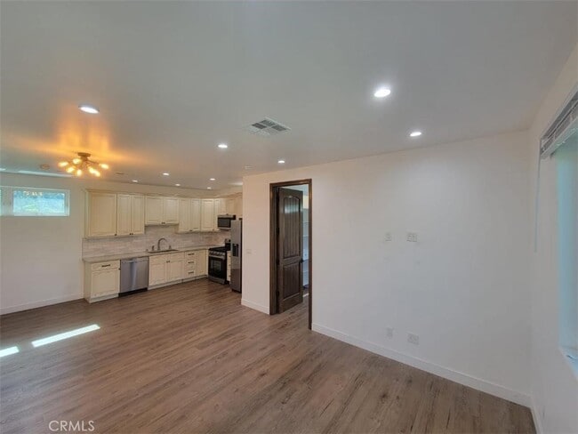Building Photo - 13802 Erwin St