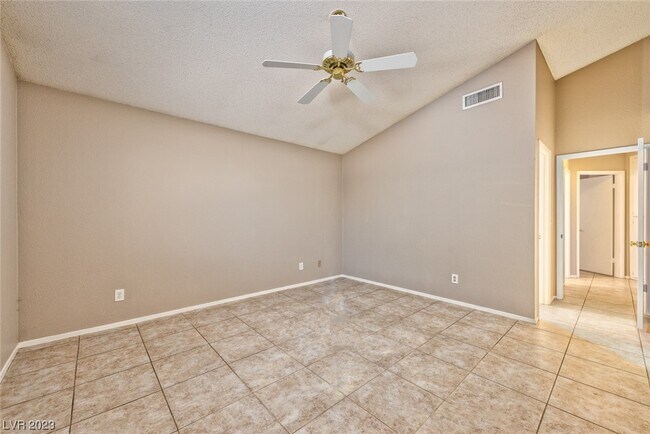 Building Photo - 6501 Burlwood Way