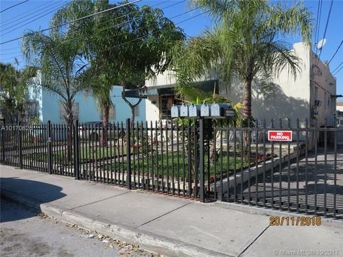 Primary Photo - 1177 NW 30th St