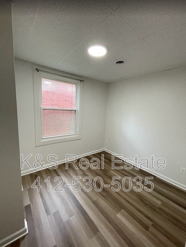 Foto del edificio - 341 Orchard Pl