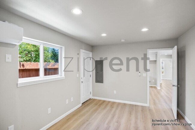 Foto del edificio - 1715 96th Ave