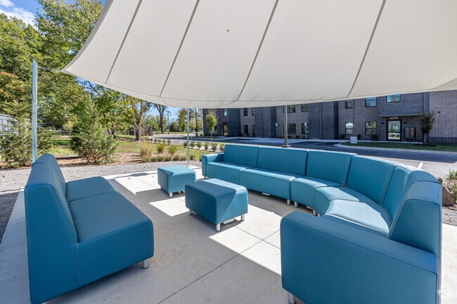 Patio - Big Emma Apartments